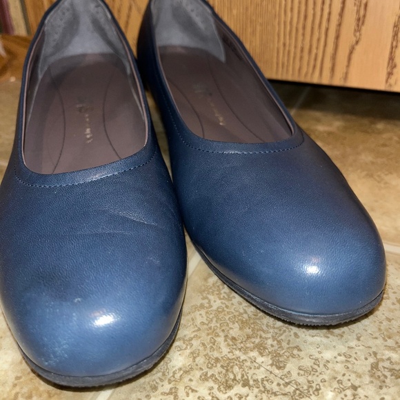 SAS Made in Italy Women Leather Business Office Casual Pumps in Marine Blue 8.5 - Picture 8 of 8